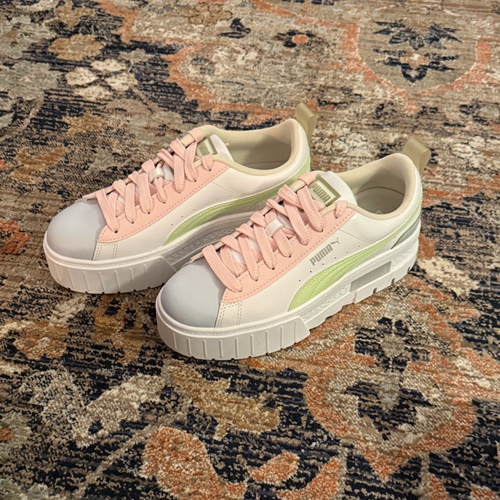 Puma Women's Pastel Pink and Light Green Sneakers